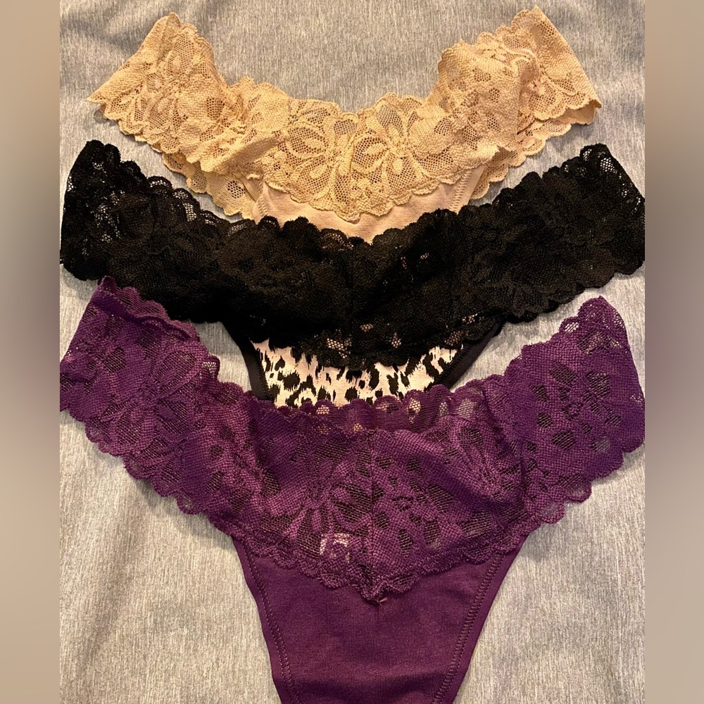 Victoria’s Secret cotton lace waist thong Size S